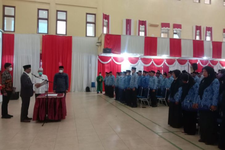 Bupati Aceh Selatan lantik pengawas dan kepala sekolah