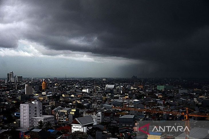 BMKG: Hujan diprakirakan landa mayoritas kota di Indonesia