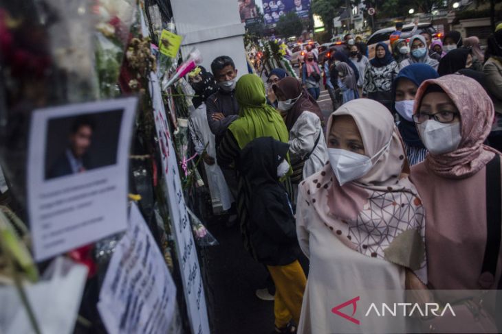 Kedatangan jenazah putra Ridwan Kamil di Bandung 