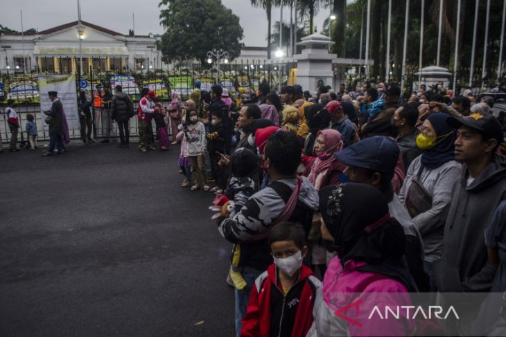 Kedatangan jenazah putra Ridwan Kamil di Bandung 