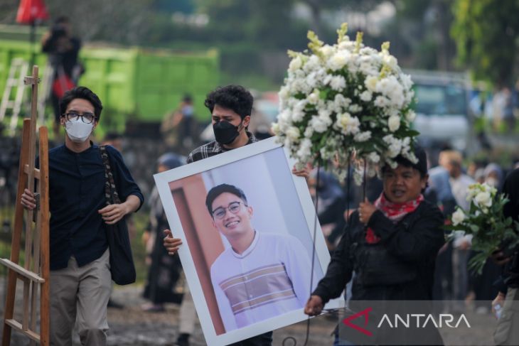 Pemakaman putra sulung Ridwan Kamil 