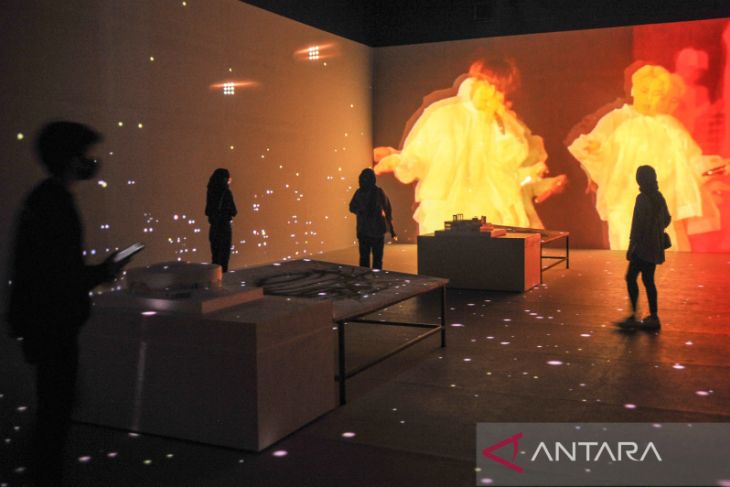 Pertunjukan Video Mapping di Bandung 