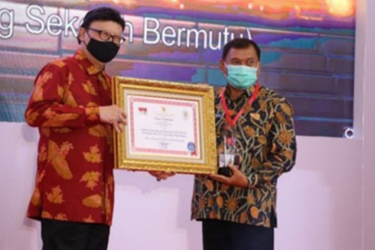 Pemkab Deli Serdang raih penghargaan  Top Inovasi 99
