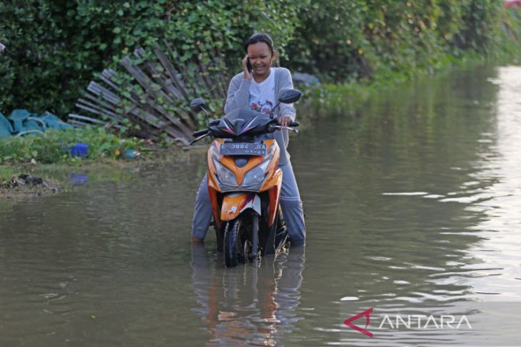 Banjir rob di Indramayu 