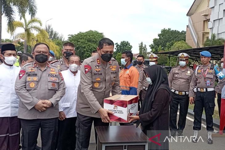 Polda Aceh salurkan 1.000 paket bantuan sosial HUT Bhayangkara