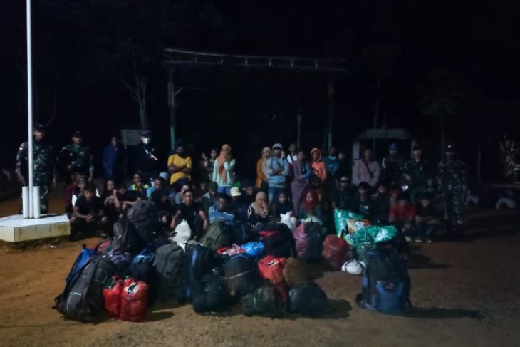 TNI gagalkan penyelundupan TKI ilegal di kebun sawit batas RI-Malaysia
