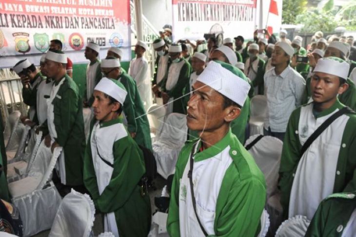 Deklarasi kebangsaan anggota Khilafatul Muslimin  di Bekasi
