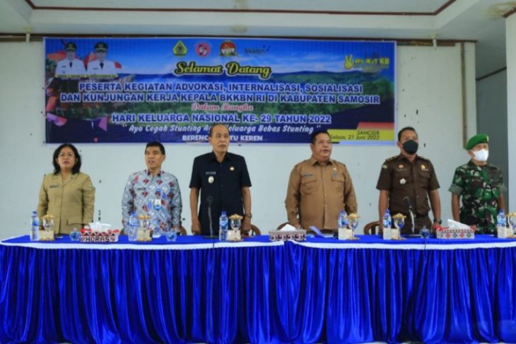 Pemkab-BKKBN Sumut advokasi percepatan penurunan stunting di Samosir