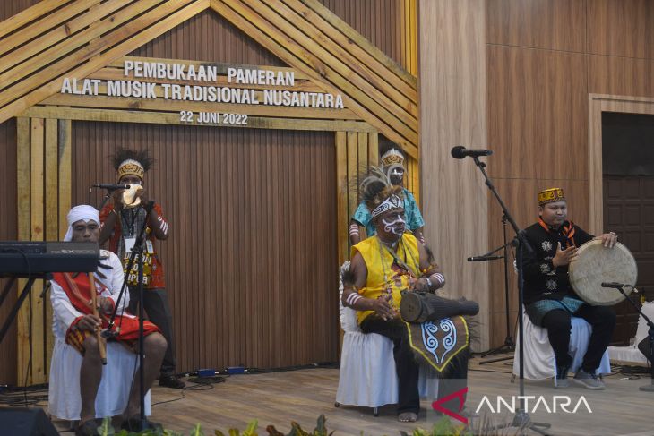 Pameran alat musik tradisional nusantara di Aceh