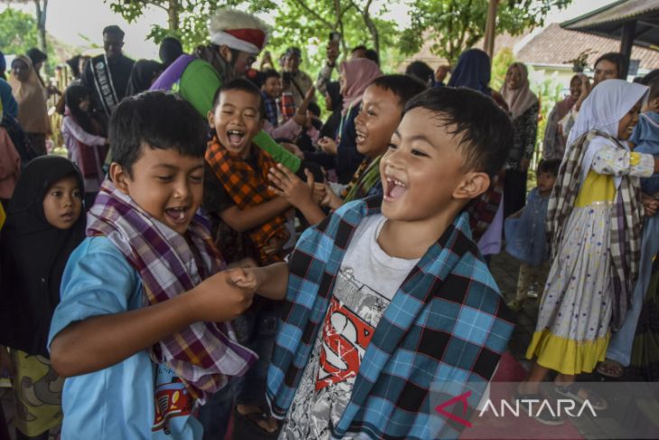 Pentas kreativitas Hari Anak Nasional 