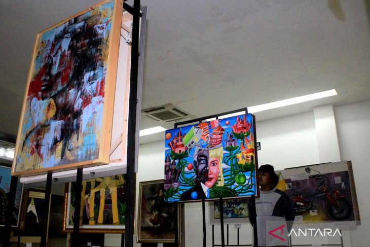 Pameran seni rupa di Jombang