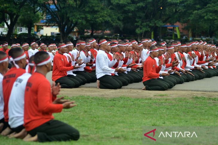 Upacara penutupan pendidikan bintara TNI AD