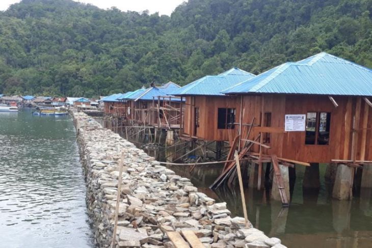 Pemkab Teluk Wondama bangun 89 unit rumah warga kurang mampu