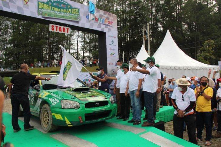 60 pereli nasional ramaikan Danau Toba Rally 2022