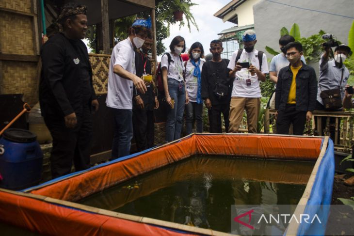 Kunjungan delegasi Urban 20 ke kebun Buruan Sae 