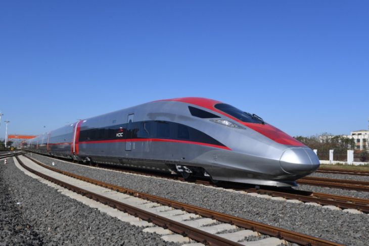 Gerbong KA Cepat Jakarta-Bandung mulai dikirim dari China