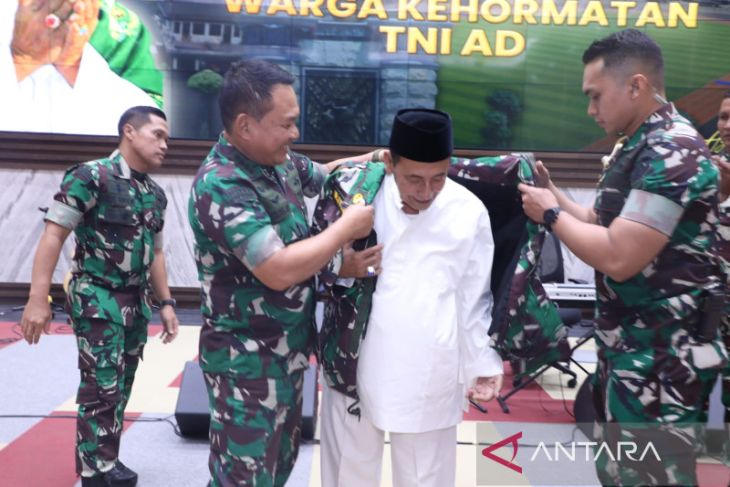 Habib Luthfi dikukuhkan sebagai warga kehormatan TNI AD