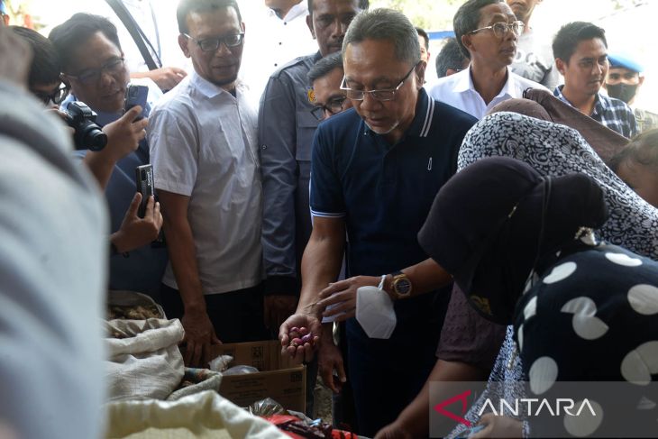 Menteri Perdagangan tinjau ketersediaan pangan di Aceh