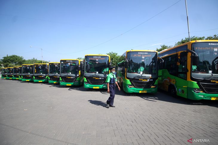 Peluncuran bus Trans Jatim