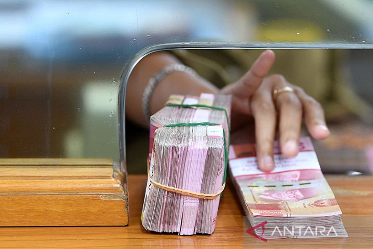 Menguat 45 poin, kurs rupiah Selasa pagi