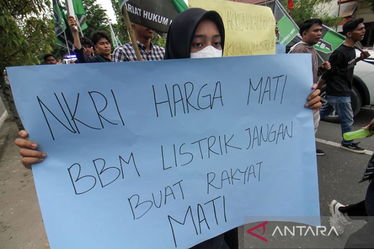 Demo mahasiswa tolak kenaikan harga BBM subsidi