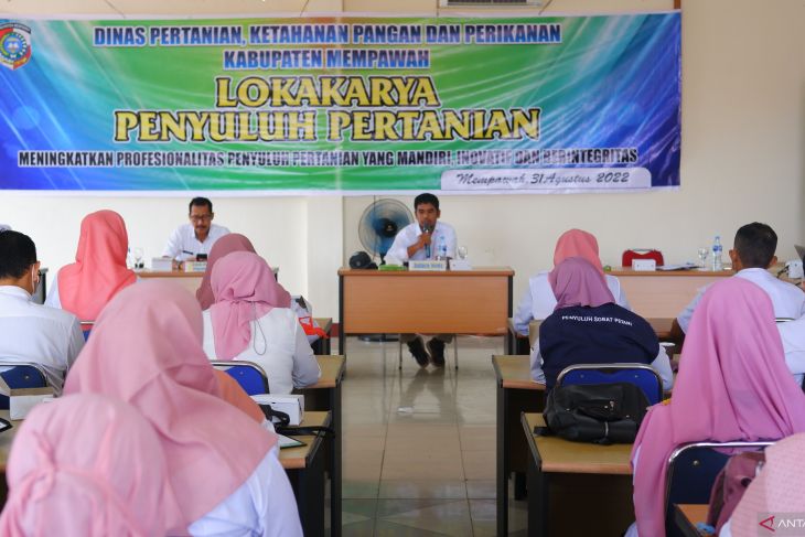 Penyuluh pertanian Mempawah dibekali kemampuan membuat berita