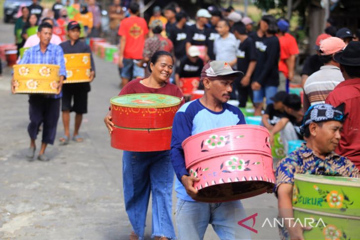 Tradisi Tenongan Indramayu 