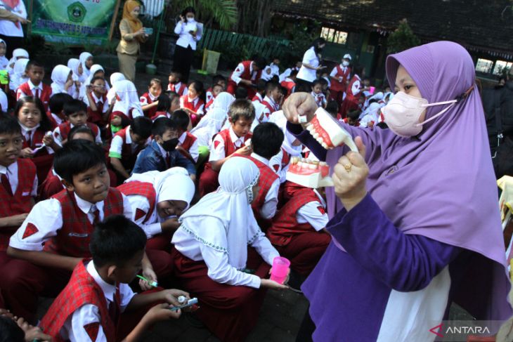 Peringatan Hari Kesehatan Gigi Nasional Di Malang Antara News Jawa Timur 8754