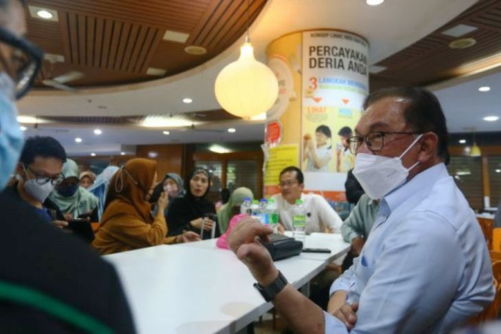 Anwar Ibrahim takziah ke Prof Azyumardi Azra