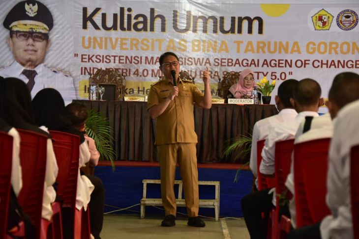 Gubernur Gorontalo minta mahasiswa bersiap menuju era Society 5.0