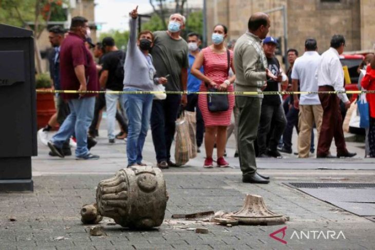 Gempa 7,6M guncang Meksiko saat Peringatan Dua Gempa Besar Mematikan