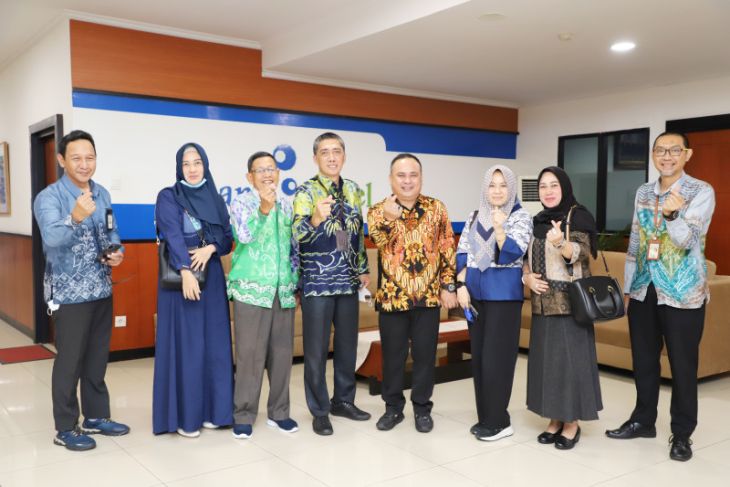 Bahas  penyertaan modal, Tim Pansus II DPRD Kabupaten Kotabaru, kunjungi Bank Kalsel.