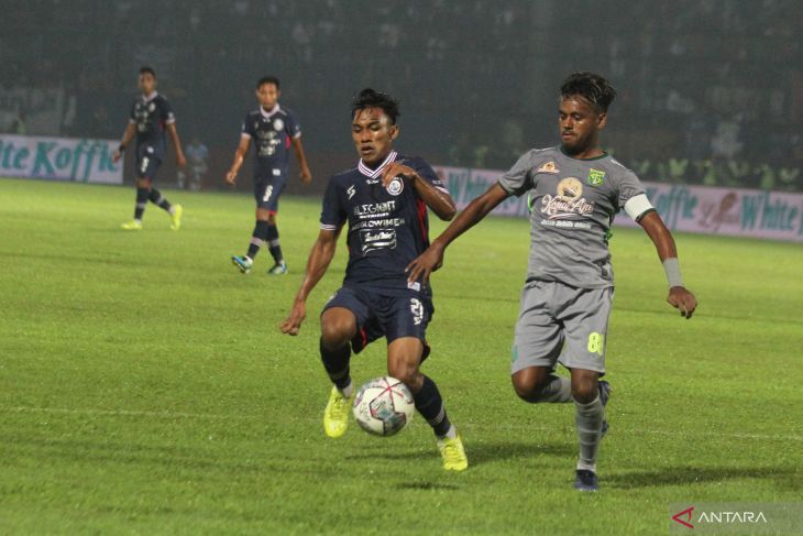 Persebaya mengalahkan Arema FC