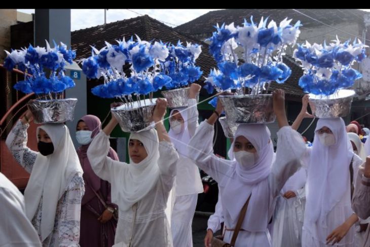 Kampung Muslim Kepaon gelar pawai Maulid Nabi SAW