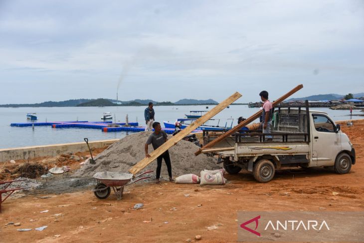 Proyek wisata pantai di Pelabuhan Lama Sibolga