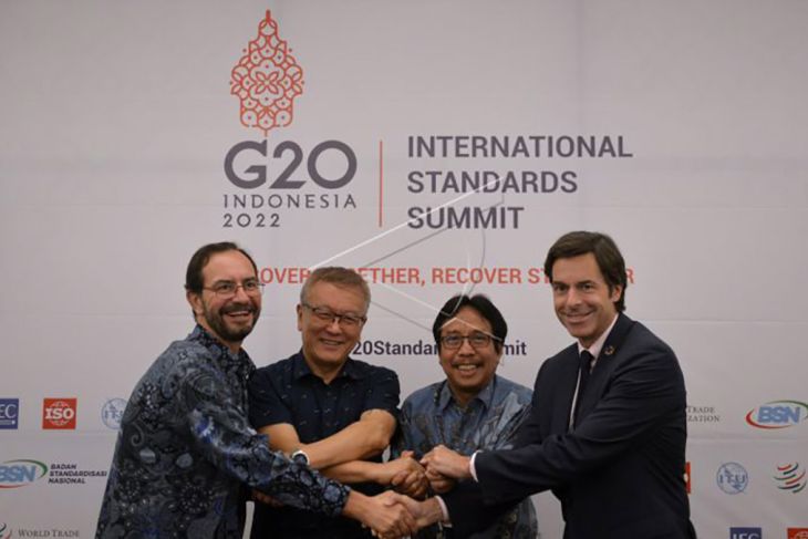Konferensi pers menjelang G20 International Standards Summit 2022