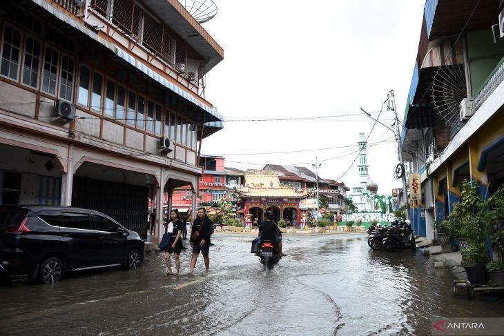 BANJIR LANDA KOTA SINGKAWANG