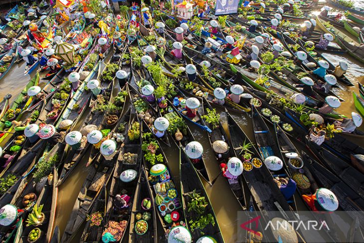 Festival Pasar Terapung Lok Baintan 2022