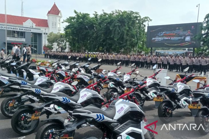 Satlantas Polrestabes Surabaya Gunakan Motor Listrik Untuk Patroli ...