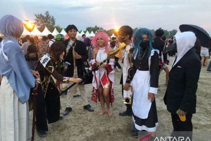 Penggemar budaya Jepang di Bali ikuti festival kostum