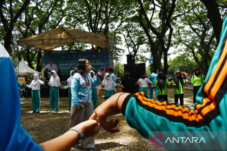 Peringatan Hari Kesehatan Nasional di Madiun