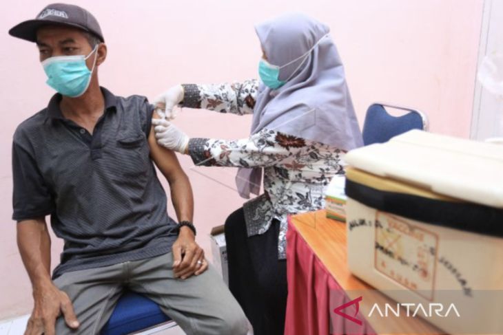 Dinas Kesehatan genjot vaksinasi untuk ribuan lansia di Aceh Barat