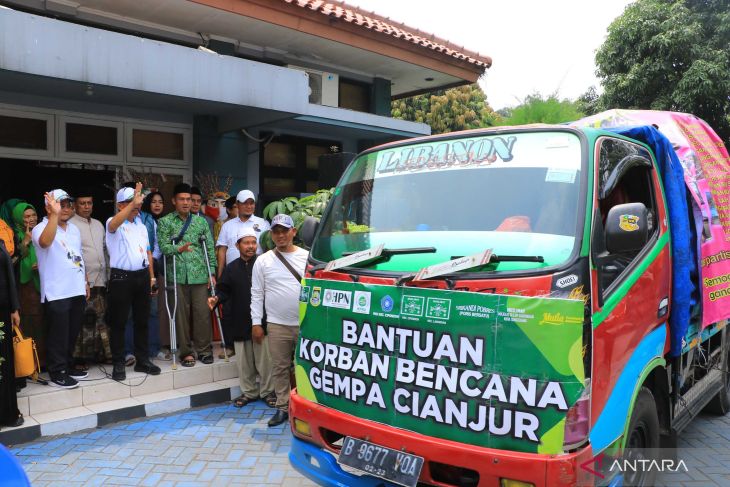 Himpunan pengusaha nahdliyin Kota Tangerang berikan bantuan korban gempa cianjur