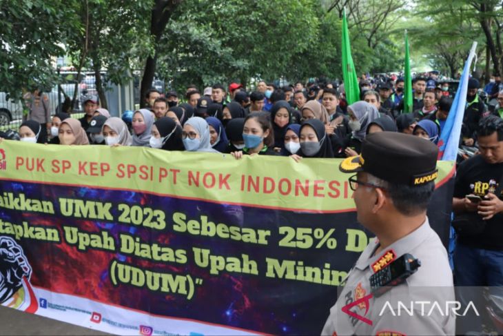 UMK Kabupaten Bekasi 2023 Naik 7 Persen Jadi Rp5,1 Juta - ANTARA News ...