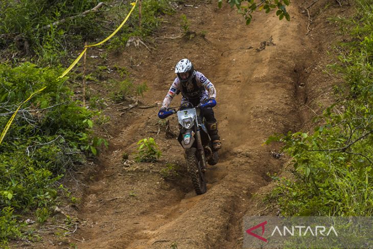 Aksi Graham Jarvis di Uncle Hard Enduro 2022