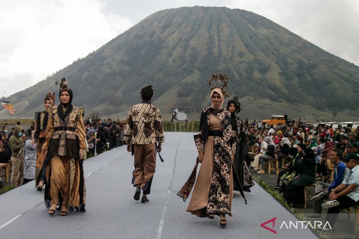 East Java Fashion Harmony 