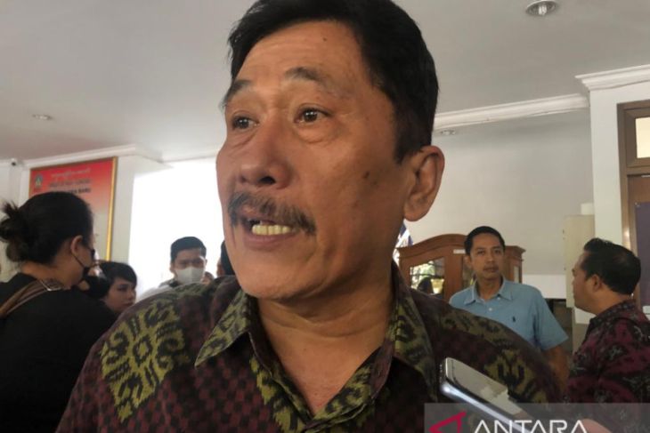 Disnaker Bali minta perusahaan patuhi UMK 2023