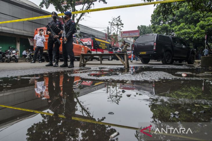 Bom bunuh diri di Polsek Astana Anyar 