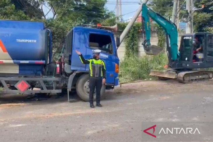 Arus lalu lintas di Tapin mulai meningkat saat natal