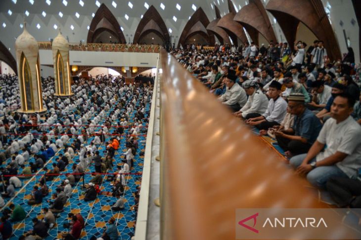  Peresmian Masjid Raya Al Jabbar 